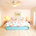 Grand Cayman Villa Rentals, Seven Mile Beach - villa 68 master bedroom