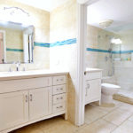 Grand Cayman Villa Rentals, Seven Mile Beach - villa 68 bathroom