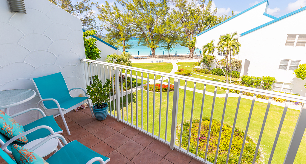 Grand Cayman Beach Villas- villa 30 patio