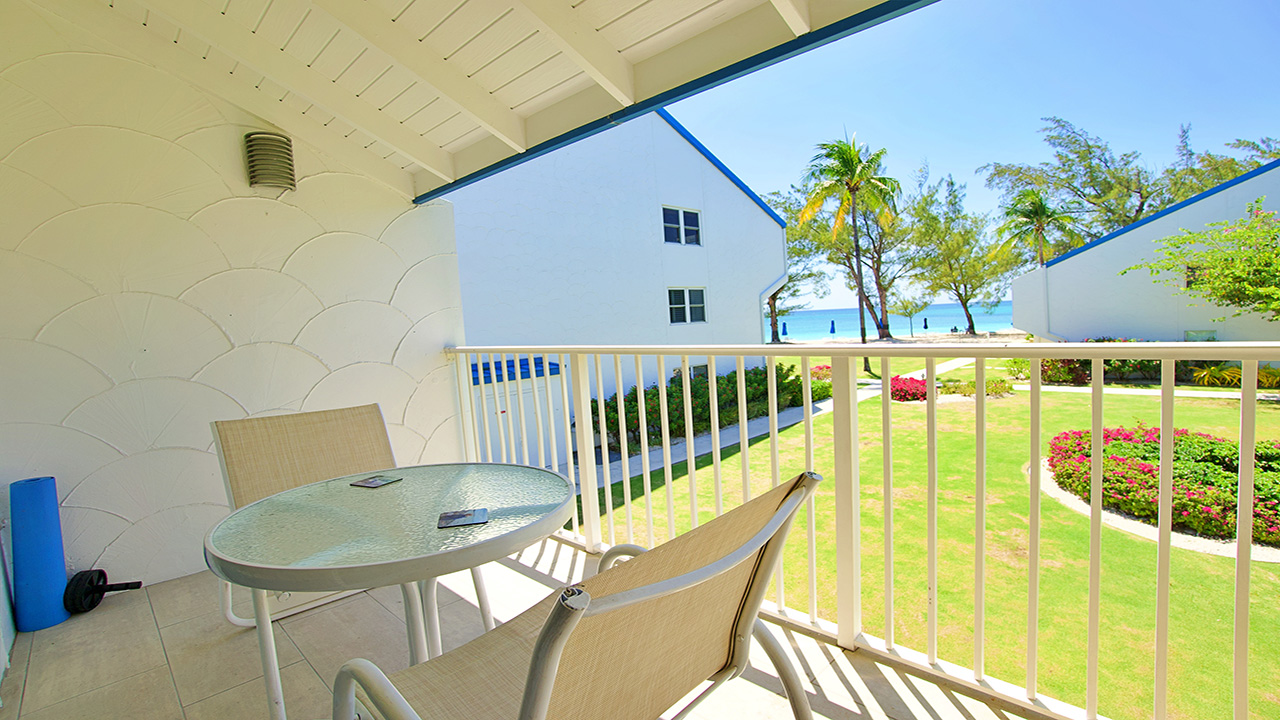 Seven Mile Beach Villas- villa 55 patio