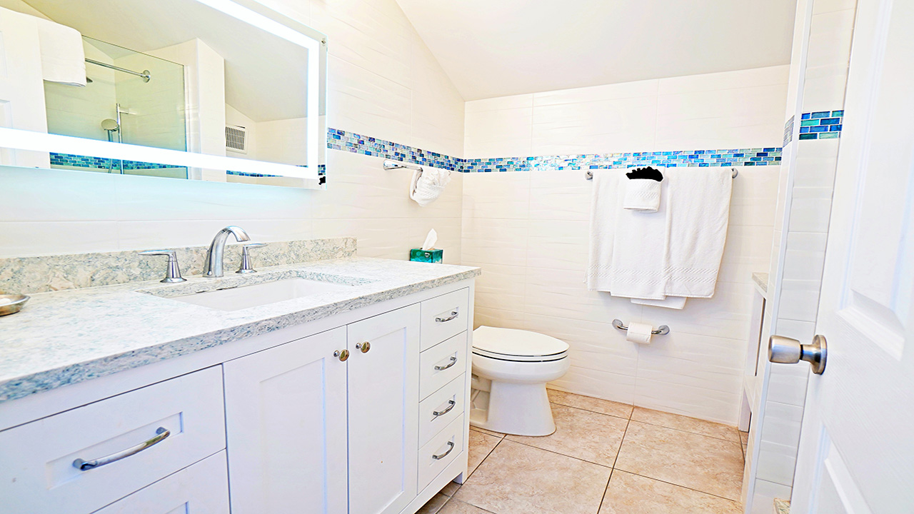 Seven Mile Beach Villas - villa 69 bathroom