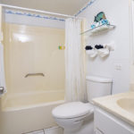 Villas on Seven Mile Beach, Grand Cayman - Bathroom villa 35