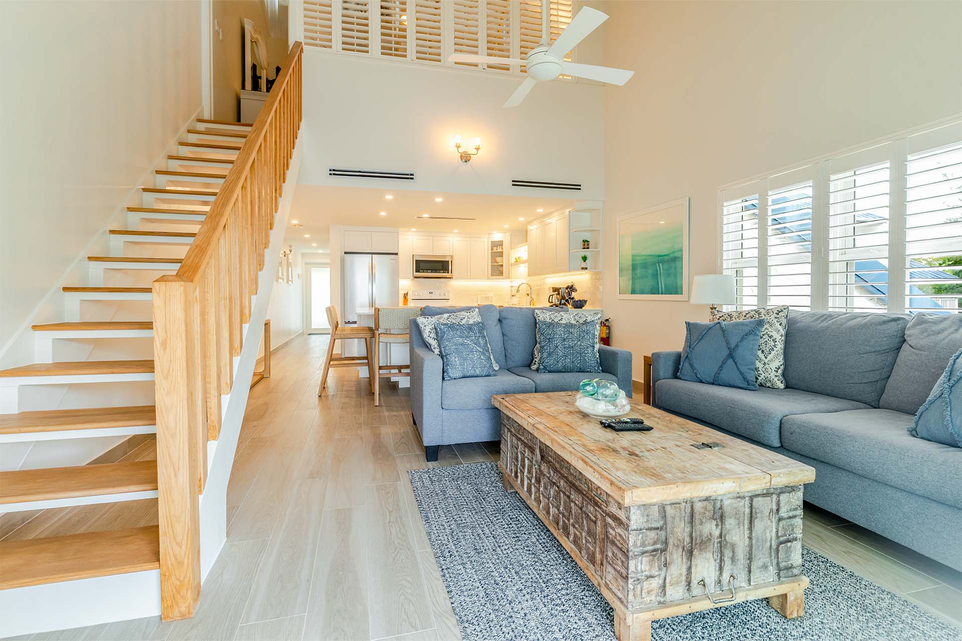 VOG – Unit 42 – 03 – Living Room