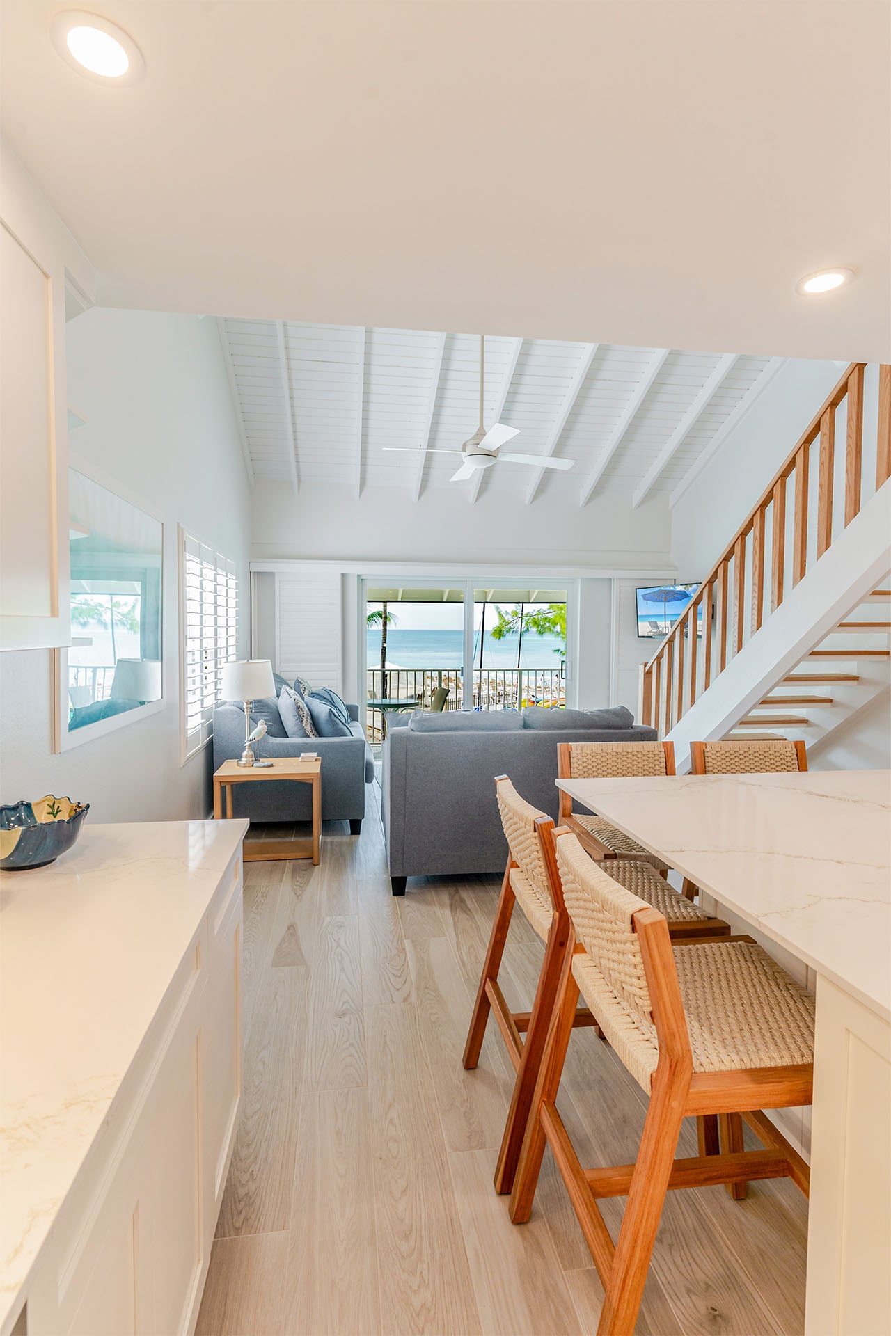 VOG – Unit 42 – 07 – Kitchen