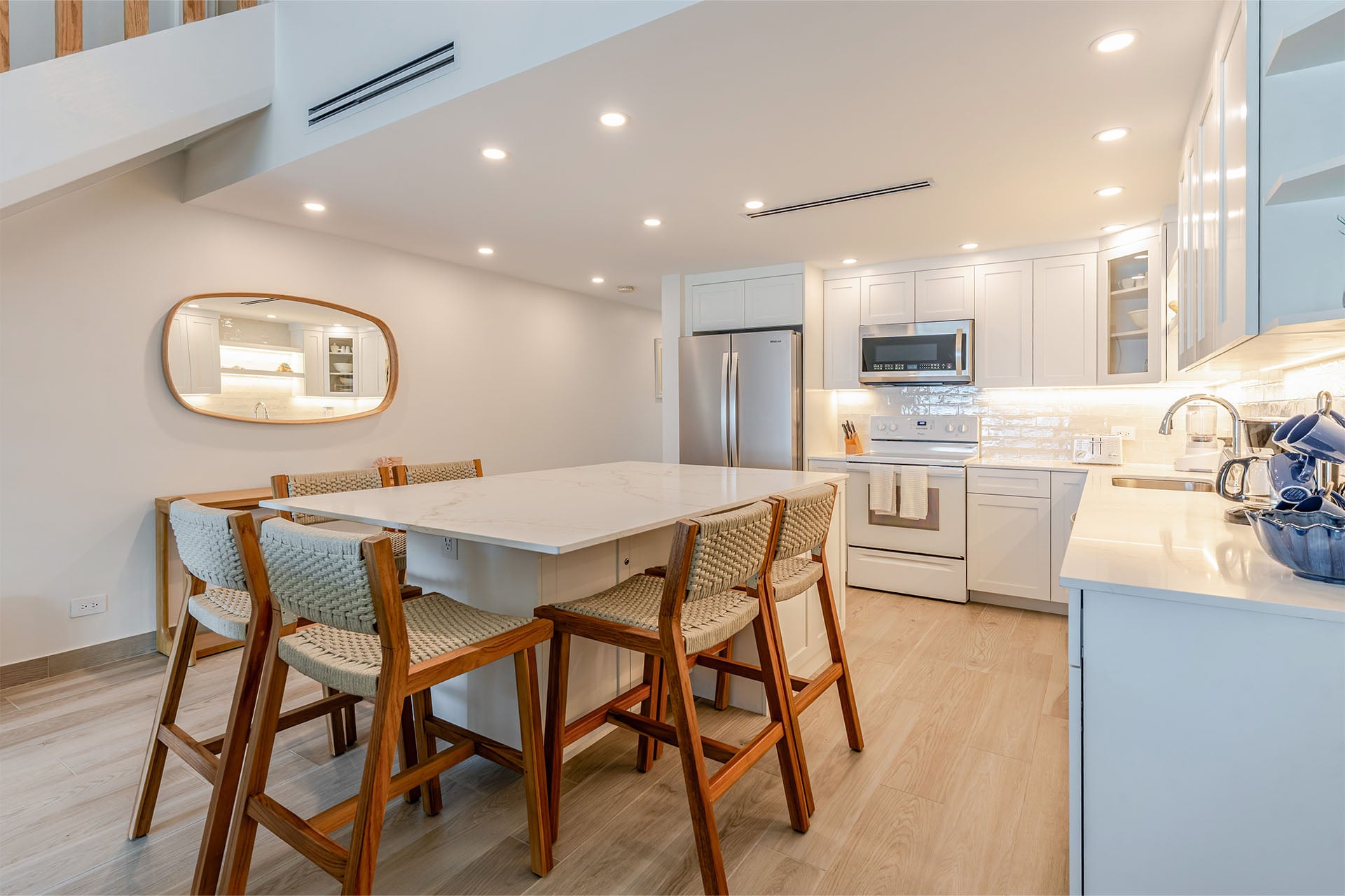 VOG – Unit 42 – 10 – Kitchen