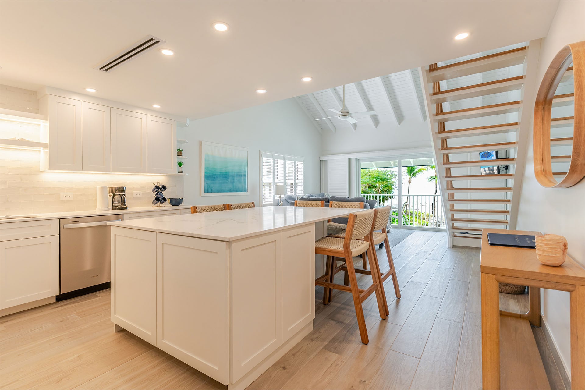 VOG – Unit 42 – 12 – Kitchen
