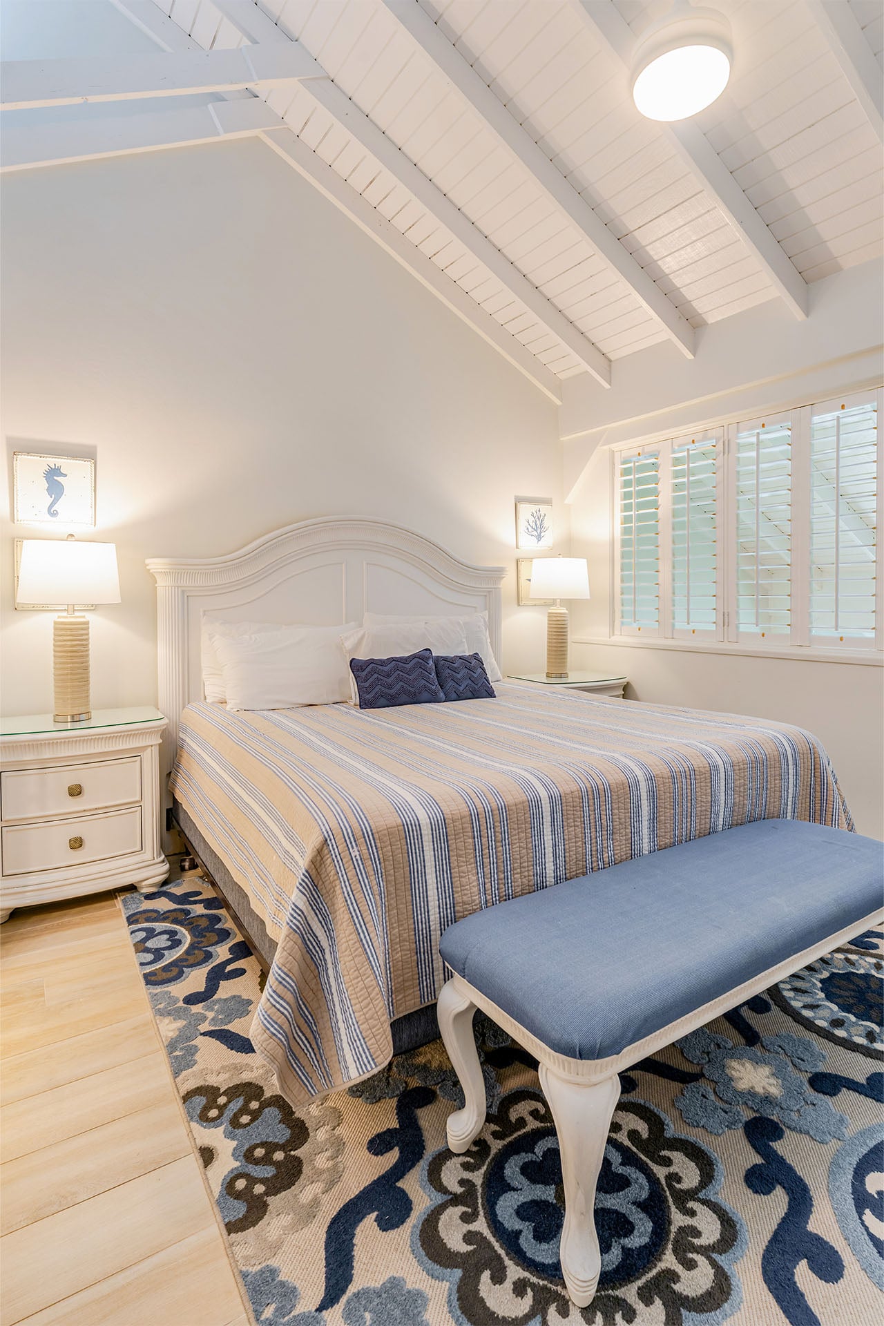 VOG – Unit 42 – 14 – Primary Bed