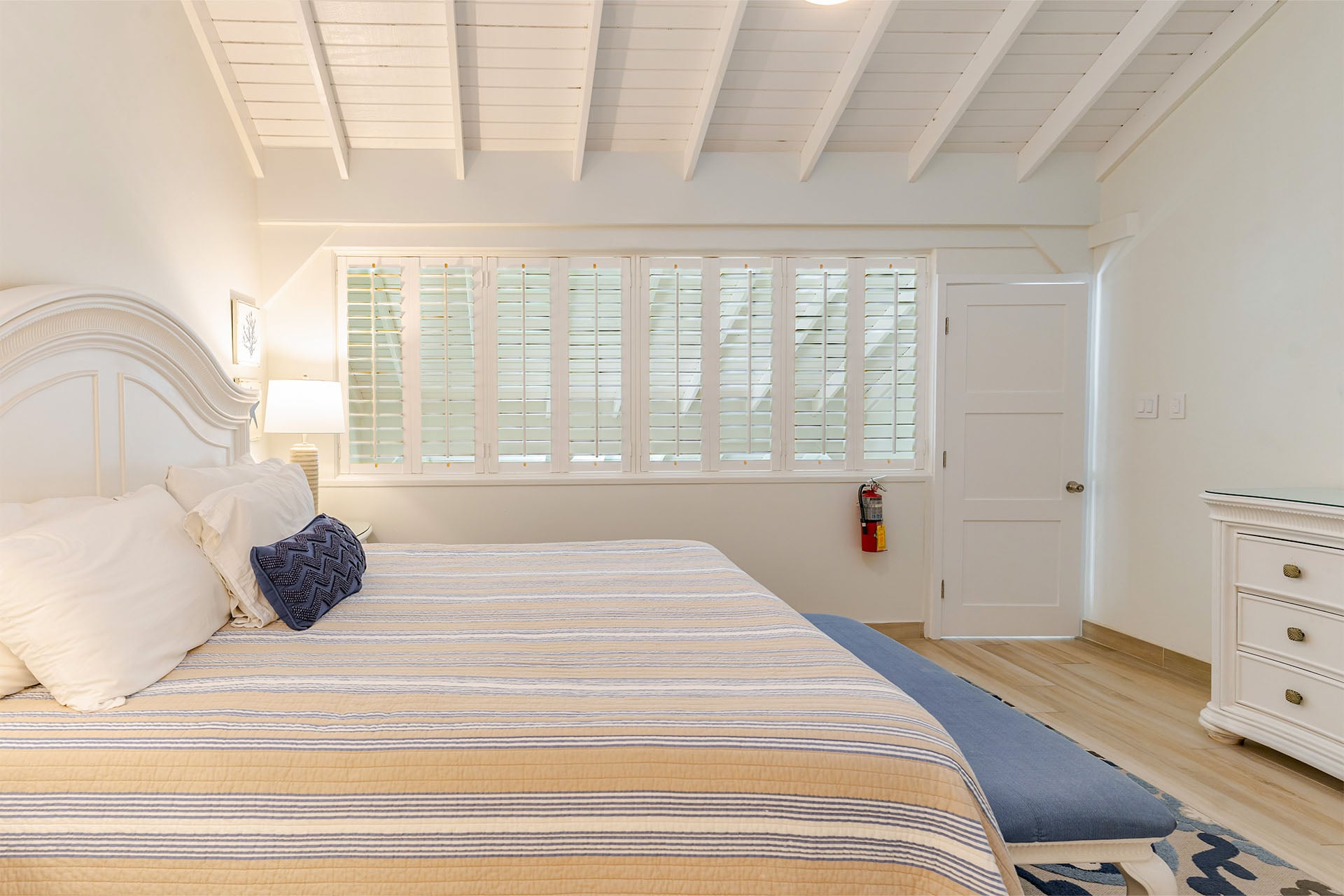 VOG – Unit 42 – 15 – Primary Bed