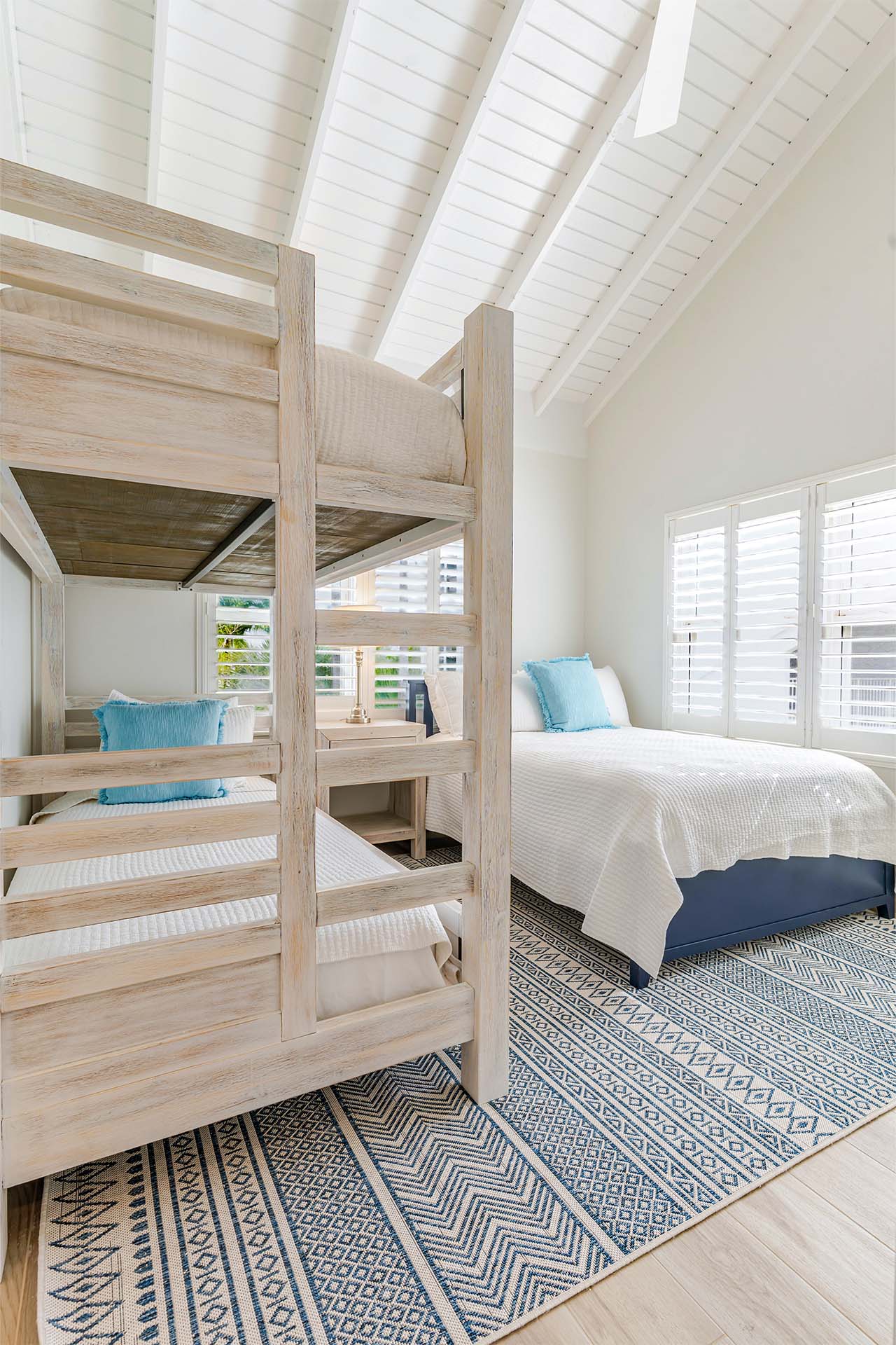 VOG – Unit 42 – 23 – Second Bed