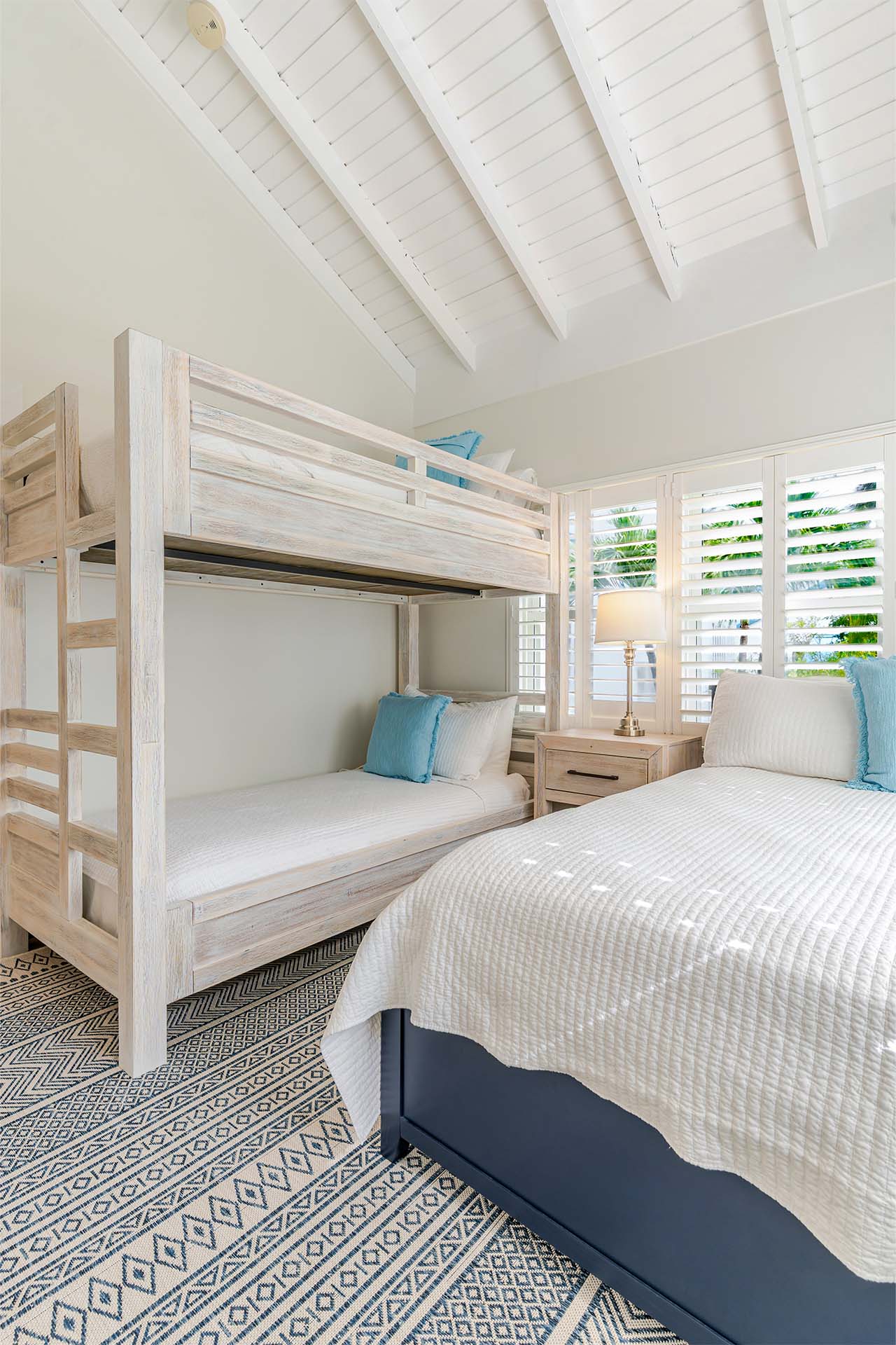 VOG – Unit 42 – 25 – Second Bed