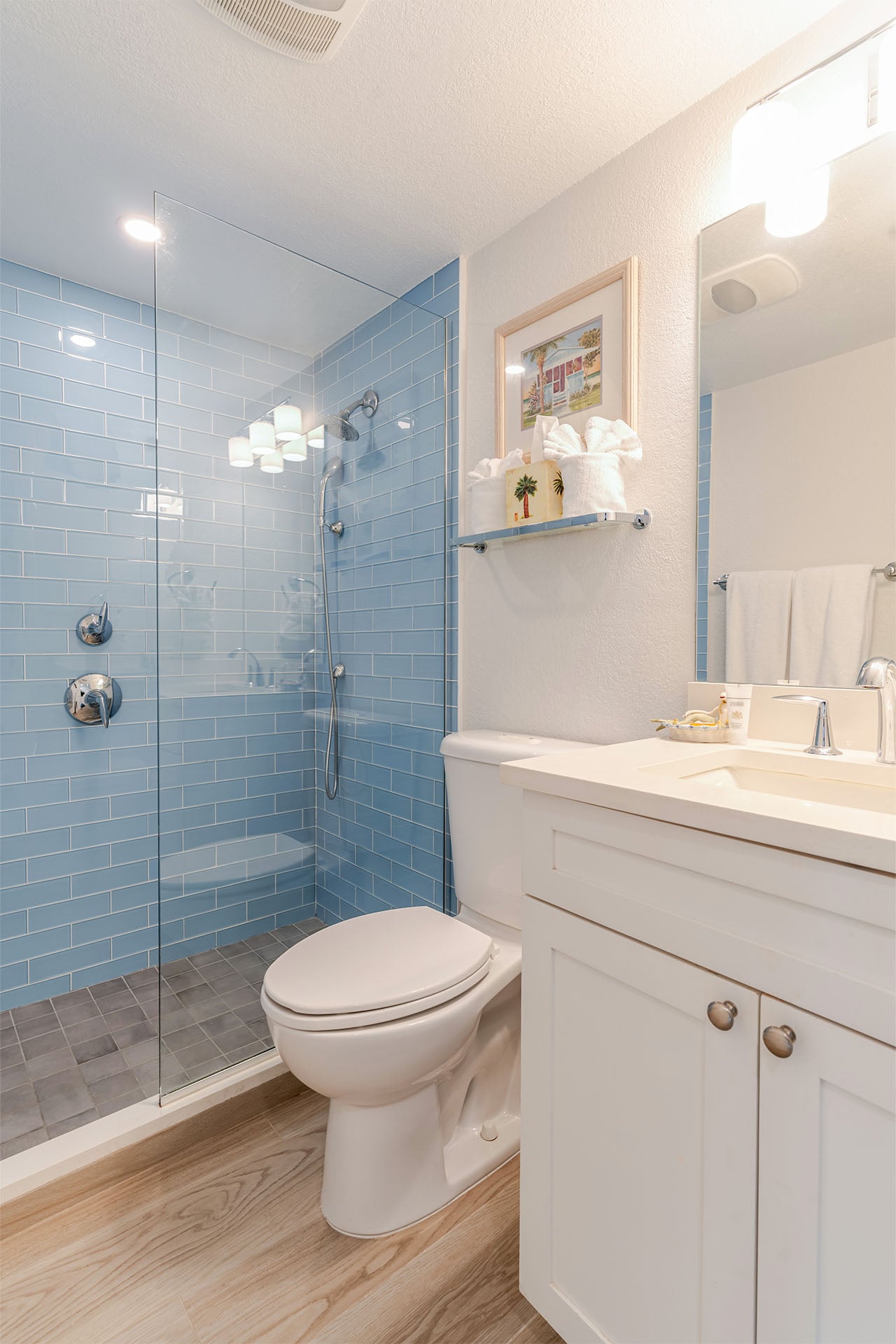 VOG – Unit 42 – 27 – Second Bath