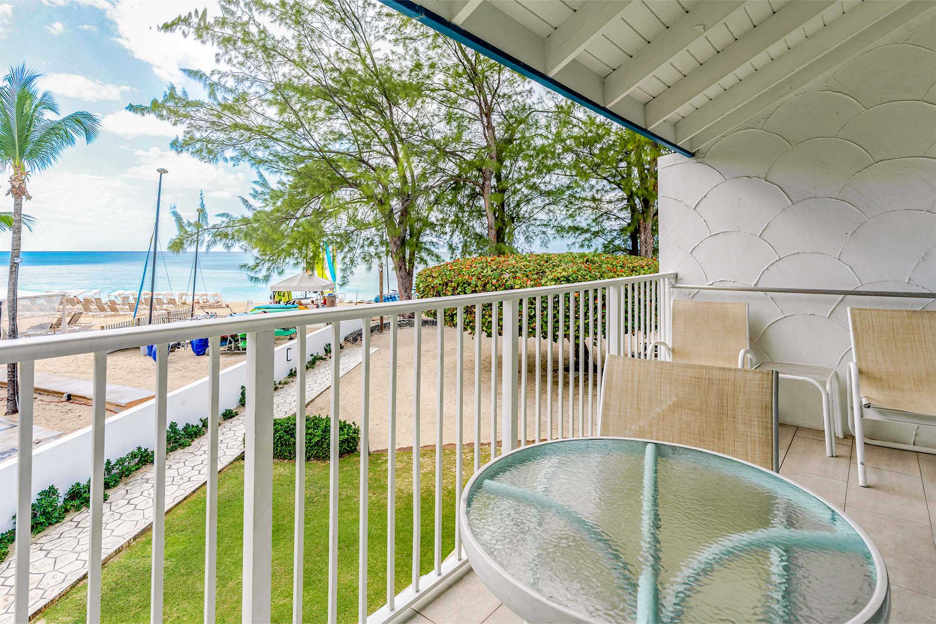 VOG – Unit 42 – 29 – Patio