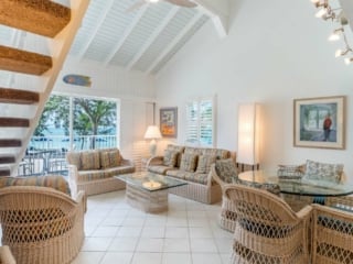 Dining Area in VOG unit 15, Seven Mile Beach Condo Rental