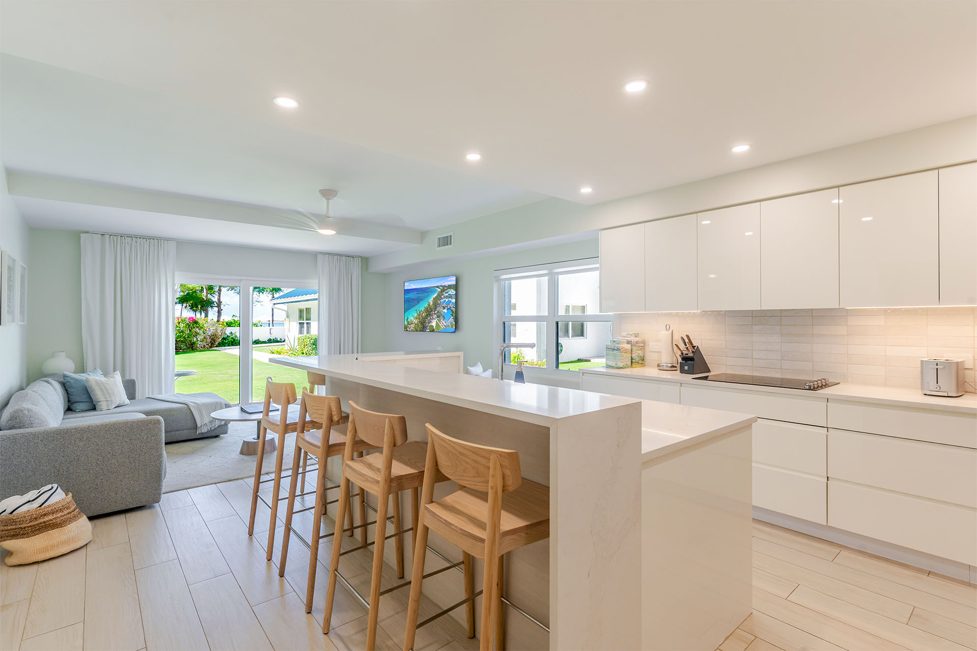 VOG – Unit 33 – 03 – Living Room