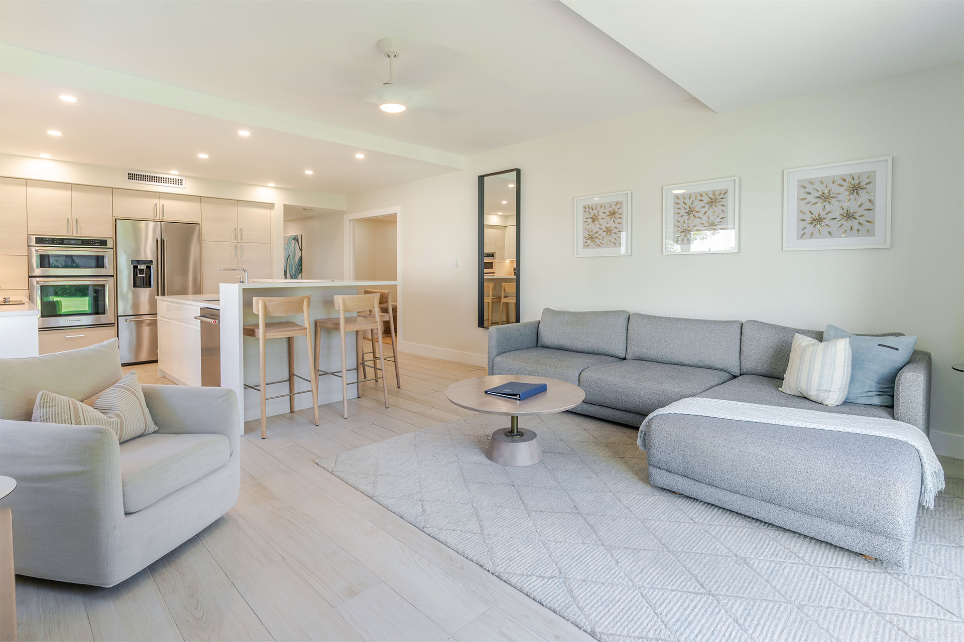 VOG – Unit 33 – 04 – Living Room