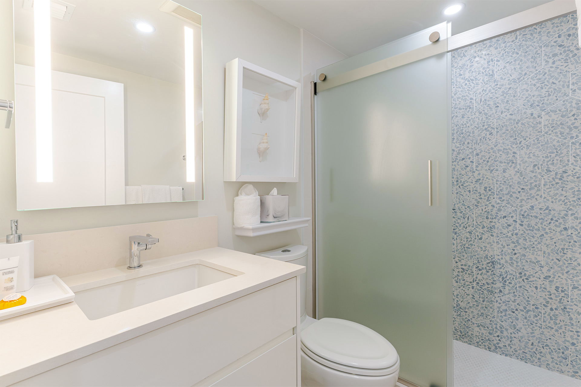 VOG – Unit 33 – 13 – Primary Bath